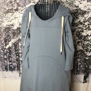 Simply Noelle Body hoodie dress